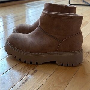 DV by Dolce Vita Brown Winter Boots